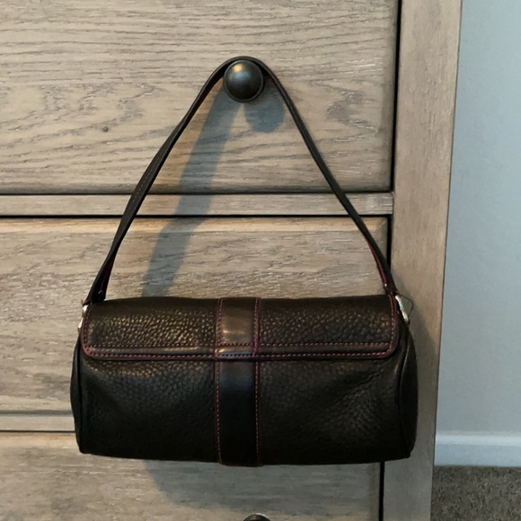 Authentic Cole Haan Handbag in Black - Picture 4 of 8